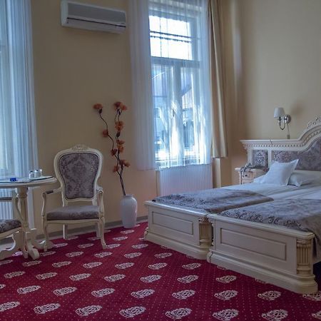 Hotel Astoria Satu Mare Exterior foto