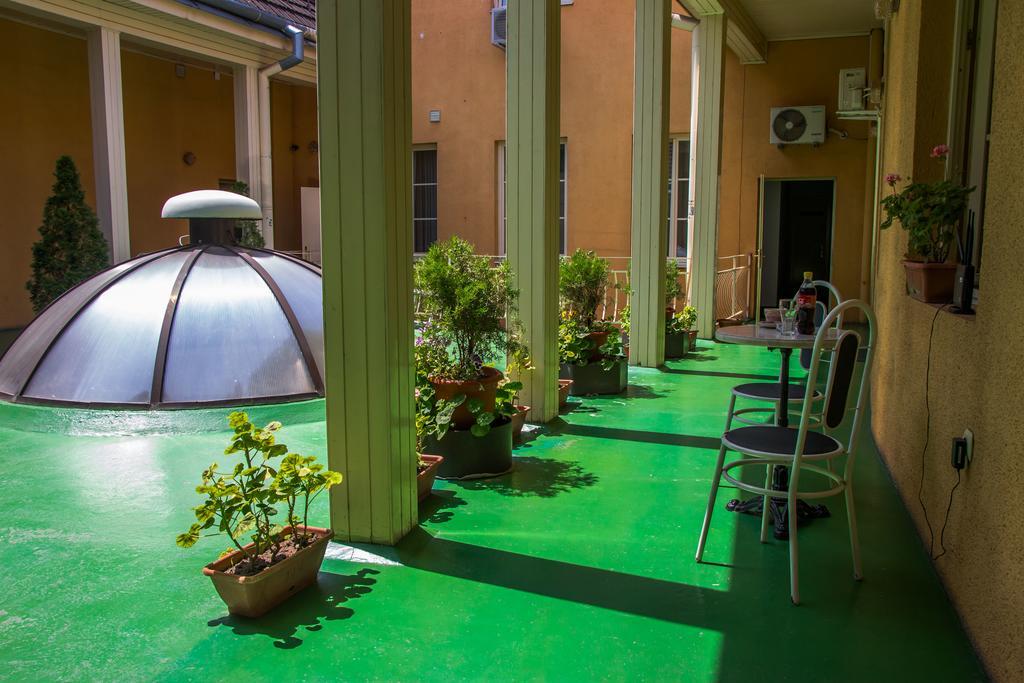 Hotel Astoria Satu Mare Exterior foto